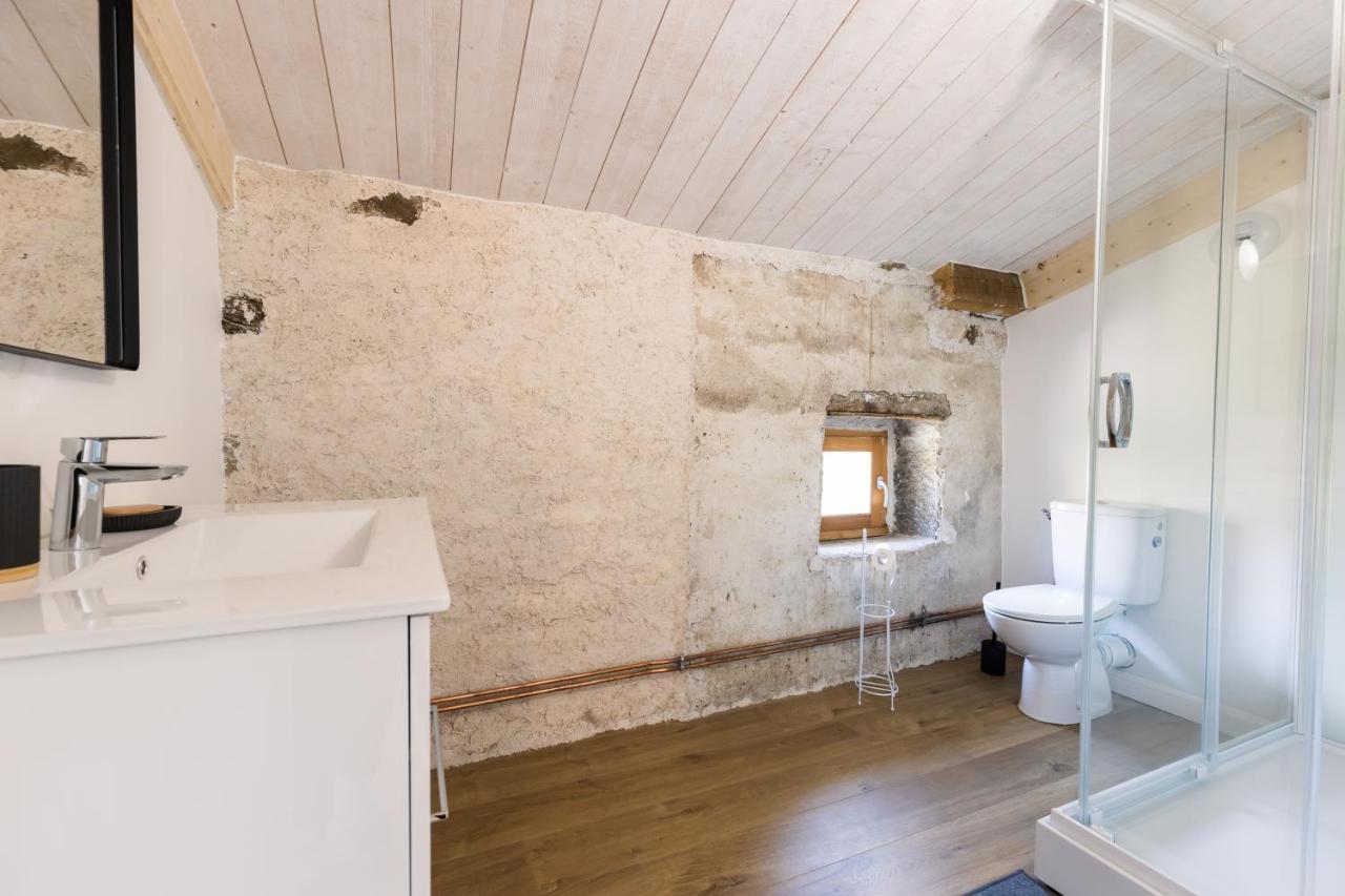 Bed and Breakfast Domaine Du Coq En Pat Augerolles Exterior foto