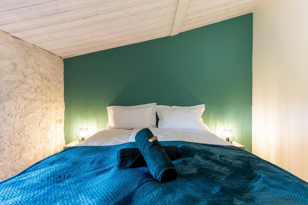Bed and Breakfast Domaine Du Coq En Pat Augerolles Exterior foto